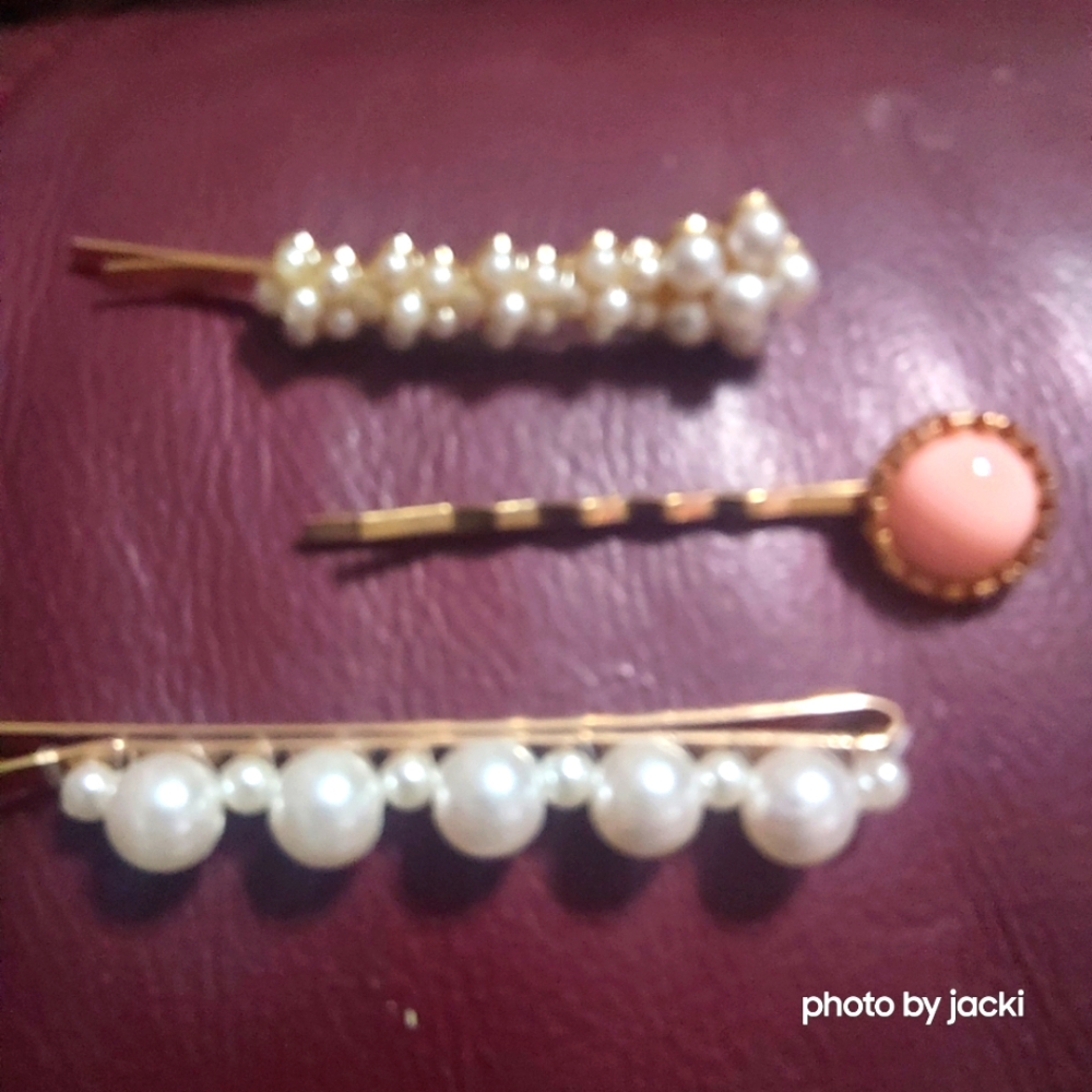 Lot of 3 hair pins